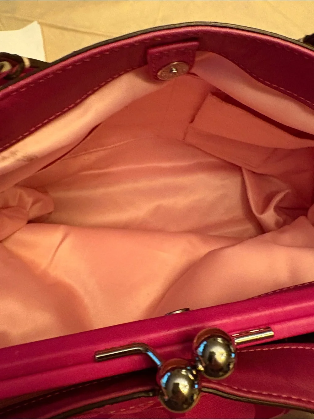Coach Signature Laura Carryall in Magenta/Hot Pink. 14940